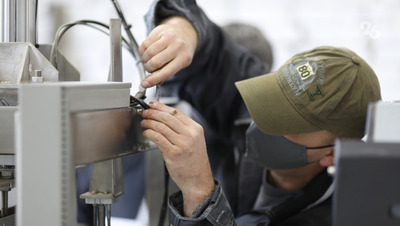 Курьер и токарь стали самыми высокооплачиваемыми среди рабочих на Ставрополье