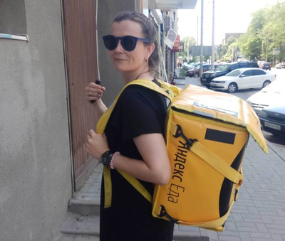 На Ставрополье все больше женщин-курьеров