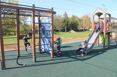 В станице Баклановской Изобильненского округа состоялось открытие детской площадки