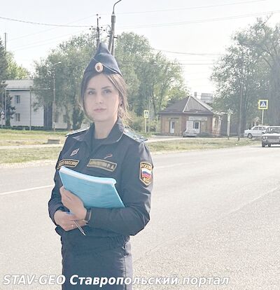 Под контролем судебных приставов мать выделила доли детям в доме