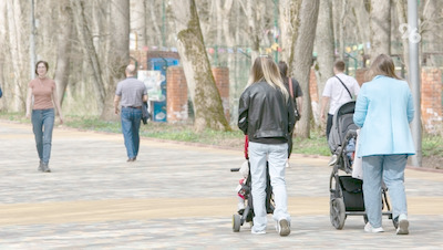 700 мам несовершеннолетних детей трудоустроены на Ставрополье с начала года