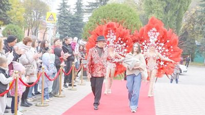 «Аллею славы» у кисловодского цирка пополнила новая звезда