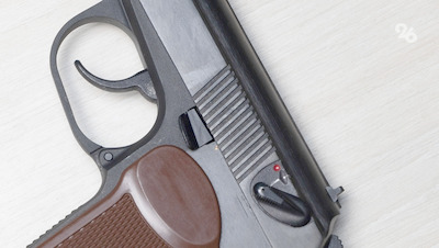 В Ставрополе нелегальные оружейники продали женщине пистолет за 130 тыс. рублей