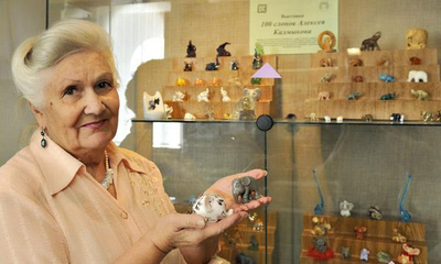 #день_в_истории 3 ноября 2011 года Миниатюрные слоны пополнили коллекцию экспонатов краеведческого музея в Ставрополе