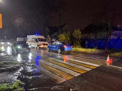 Студентка, которая шла по зебре, попала под колёса легковушки в Ставрополе