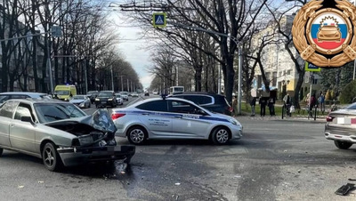 Водителей двух автомобилей госпитализировали после ДТП в Ставрополе