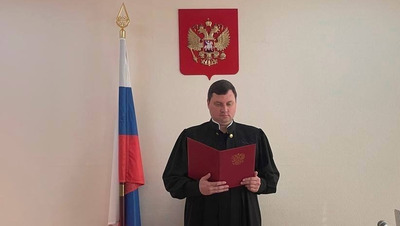 По иску прокурора во дворе школы на Ставрополье снесут аварийный сарай