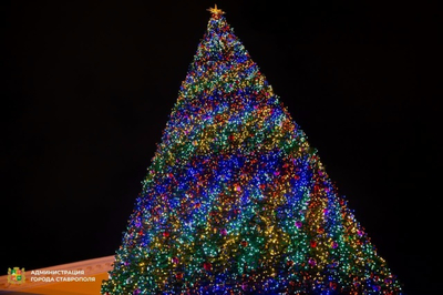 В Ставрополе все готово к празднованию Нового 2026 года и Рождества.