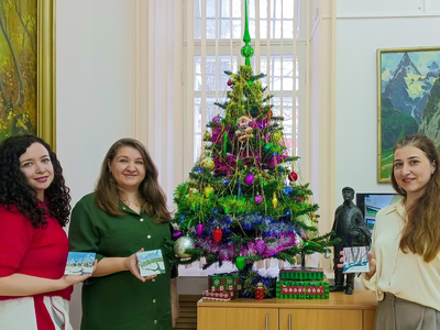 В картинной галерее пейзажей художника П.М. Гречишкина прошла вторая серия мастер-классов по графике «Зимняя миниатюра».