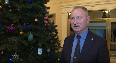 Два шара с «Ёлки желаний» снял зампред правительства Ставрополья Антоненко