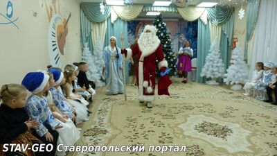 Детский сад №34 прошли первые новогодние утренники в средних группах № 4, № 11, а также в старшей группе № 15