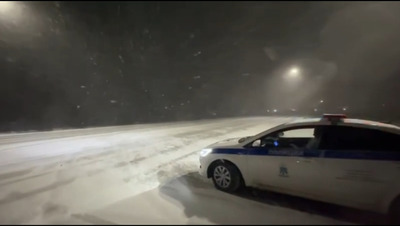 Движение на ставропольских дорогах осложняют мокрый снег и гололедица