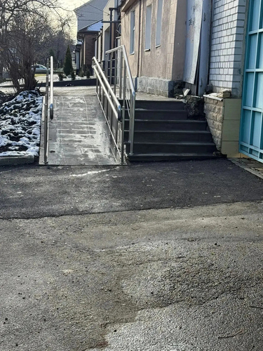 Еще один этап обновления пешеходной инфраструктуры в рамках городской программы «карта доступности» завершен.