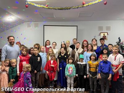 В храме святого великомученика Артемия прошел светлый Рождественский концерт