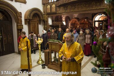 В ночь с 18 на 19 Января 2019 в Храме святого великомученика Артемия прошло Крещенское богослужение