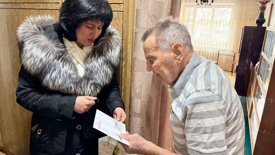 Президент России поздравил ветерана труда из Лермонтова с 98-летием
