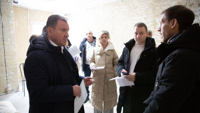 Мэр Ставрополя Ульянченко проверил ход ремонта двух городских библиотек