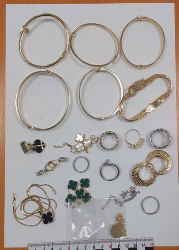 В Минводах женщину осудили на год колонии за попытку вывоза золота на 5,5 млн