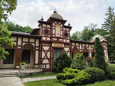 Здание Густава Цандера в Ессентуках: модерн и механотерапия в историческом контексте