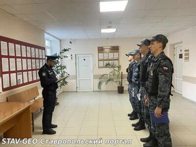 Почти 5,5 тысяч запрещенных предметов выявили судебные приставы при обеспечении безопасности деятельности судов