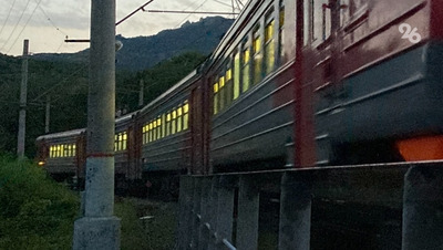 Поезда между Кисловодском и Крымом опаздывают из-за задержки на Крымском мосту