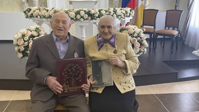 Пара из Железноводска отметила 70 лет со дня свадьбы