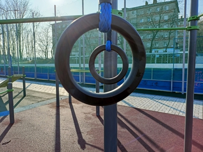 15 марта 1985 года ставропольская спортсменка Елена Бугаева первой в мире среди женщин исполнила тройное сальто в спортивной акробатике.