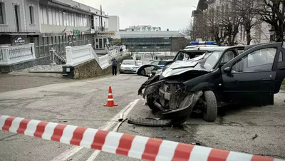Водитель-пенсионер и пассажир иномарки погибли в ДТП в Железноводске