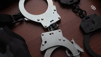 Трое вымогателей с ножом и наручниками забрали 1,5 млн рублей у ставропольца