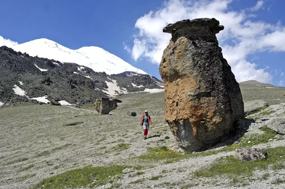 Каменные грибы: кавказское место силы