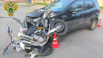 Два подростка на питбайке пострадали в ДТП в Минводах