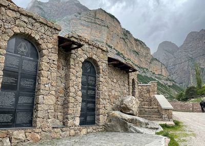 Дом-музей Кайсына Кулиева в селе Эльтюбю