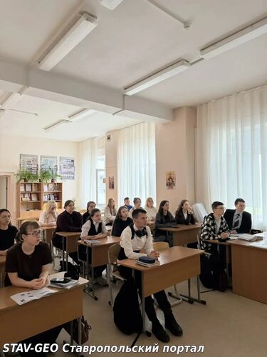 В 11 классе прошёл классный час о расследовании преступлений нацистов