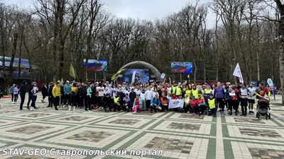 В парке Победы состоялся «Парад команд» в рамках еженедельного забега клуба «5 верст».