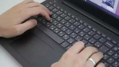 Сотрудника с аллергией на цветение могут перевести на удалёнку в России