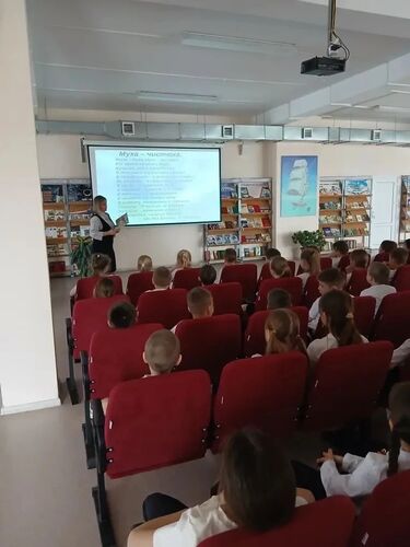 В школьной библиотеке прошла акция «Живи активно, думай позитивно»