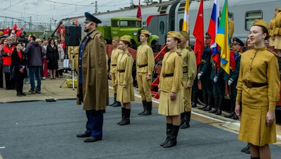 Аутентичные паровозы привели ретро-поезд «Победа» в Невинномысск