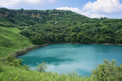 Озера Шадхурей: чарующая магия природы