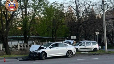 76-летняя пассажирка погибла в резко повернувшей налево «Ладе» в Ессентуках