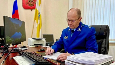 Жителя Кисловодска будут судить за кражу дамской сумки с деньгами