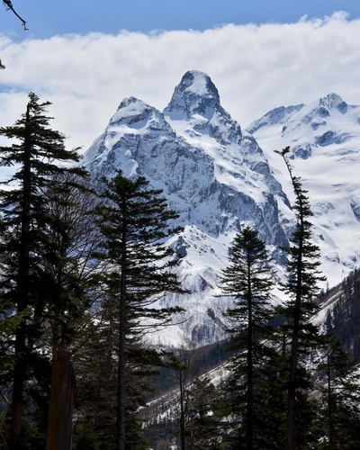 Архыз в конце апреля