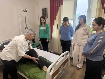 С начала года обучение в «Школе ухода» завершили восемь жителей Александровского округа