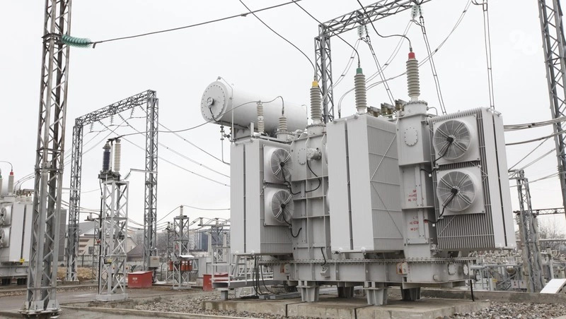 Часть зданий в Пятигорске остаются без света и газа после взрыва газозаправки