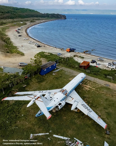 Самолет Ту-134, навсегда «приземлившийся» в Муравьиной бухте