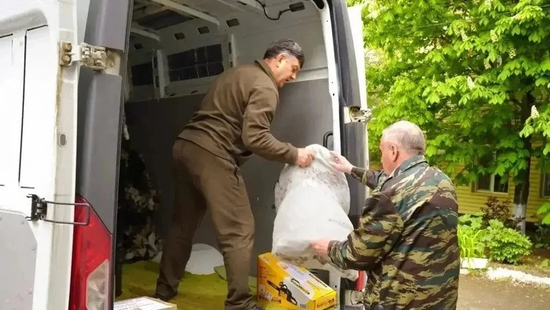 Очередной гуманитарный груз для бойцов СВО направили из Арзгирского округа