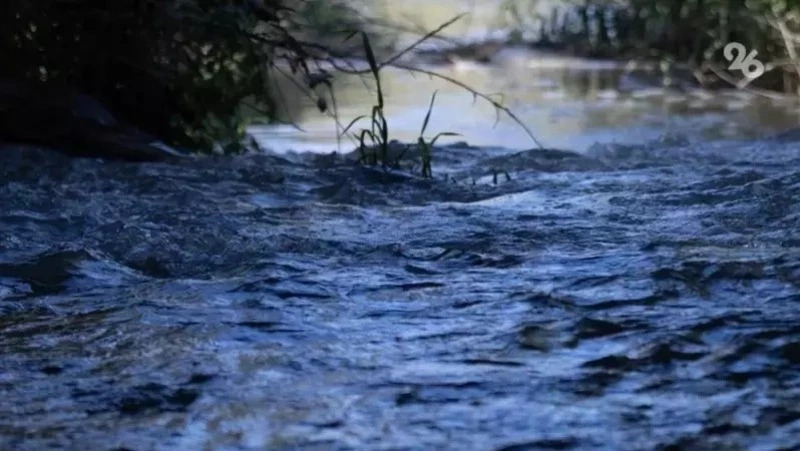 Воду из озера Провал в Пятигорске сбросили из-за переполнения
