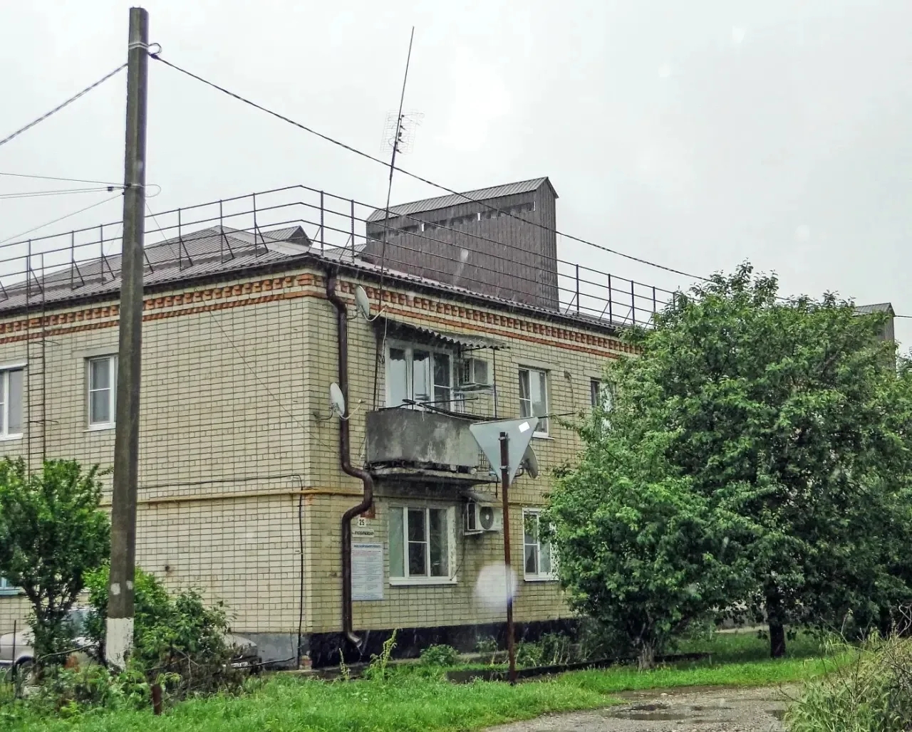 В Новопавловске завершён капремонт кровли многоквартирного дома
