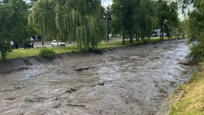 Град и потоки воды со стороны Кабардино-Балкарии накрыли Кировский округ