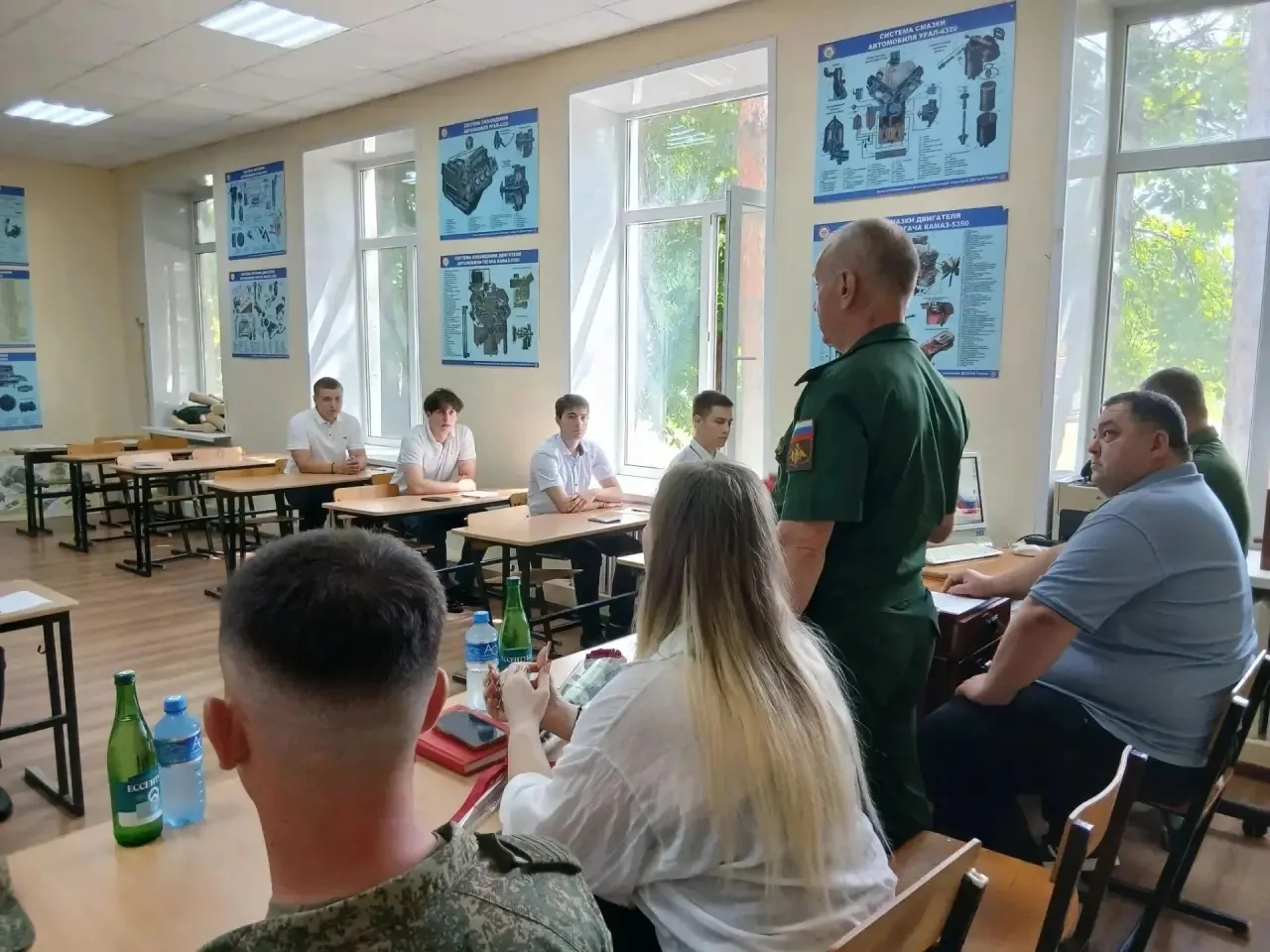 Итоговый экзамен сдали курсанты автошколы Светлограда