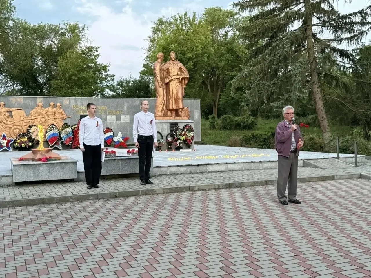Курсавка (Андроповский округ): свечи памяти 22 июня в 4 утра